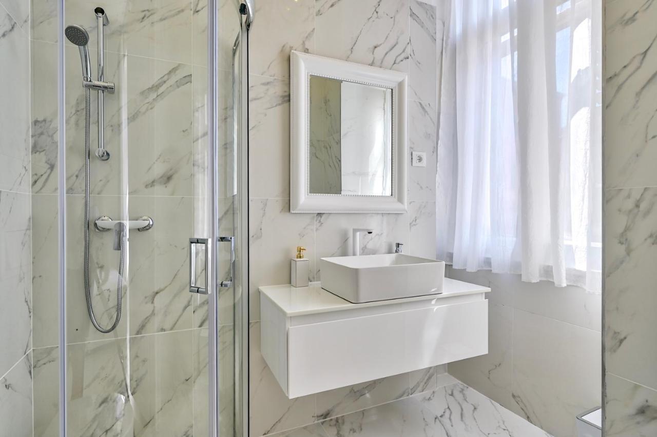 Apartamento Collins Amethyst Center Pula Exterior foto